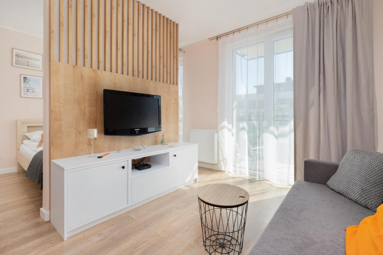 Osiedle Latarnikow Apartment With Parking Gdansk By Noclegi Renters Exteriör bild