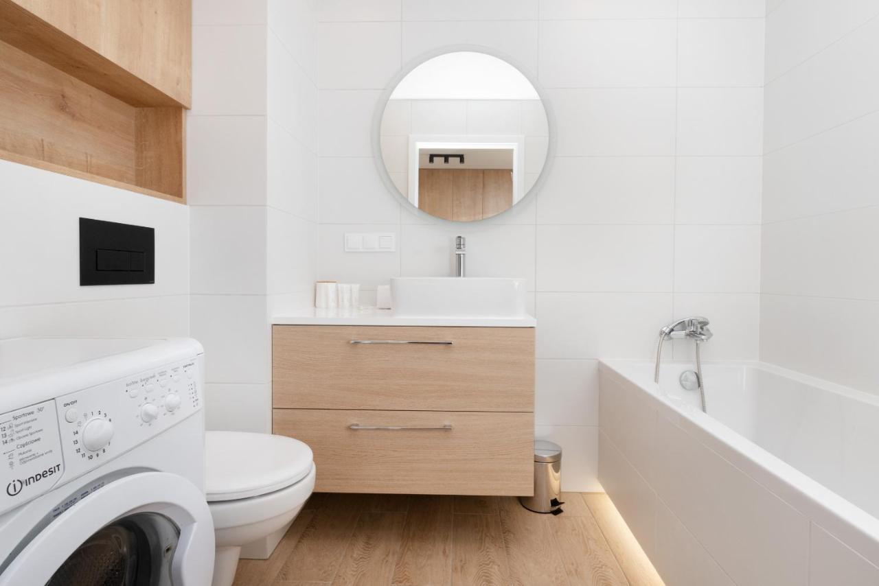 Osiedle Latarnikow Apartment With Parking Gdansk By Noclegi Renters Exteriör bild
